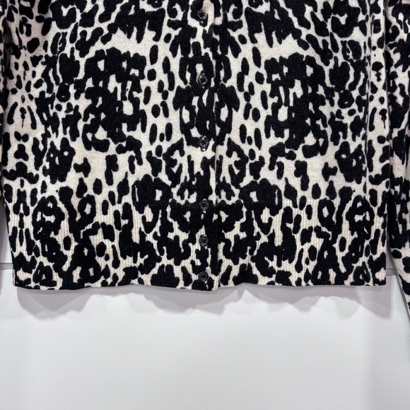 Lord & Taylor Cashmere button up crew neck cardigan size PM (fits smaller) - Picture 7 of 16